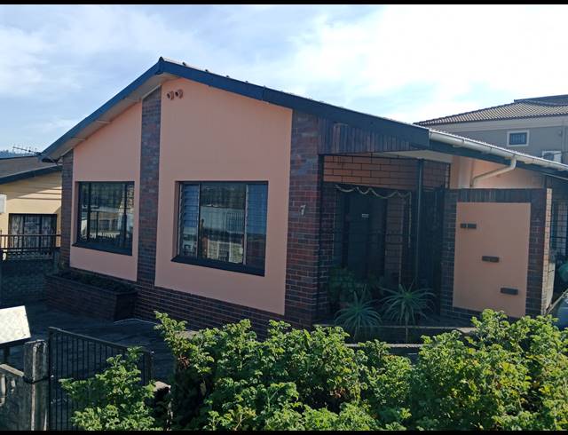 4 BEDROOM HOUSE FOR SALE IN RAISETHORPE